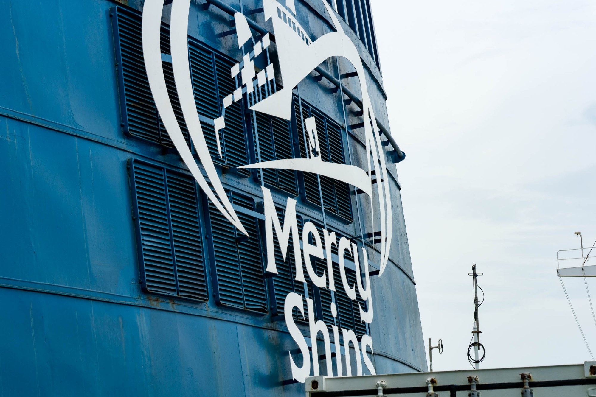 Zu Besuch bei Mercy Ships