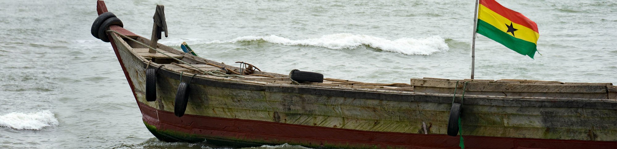 Fischerboot vor Ghanas Küste
