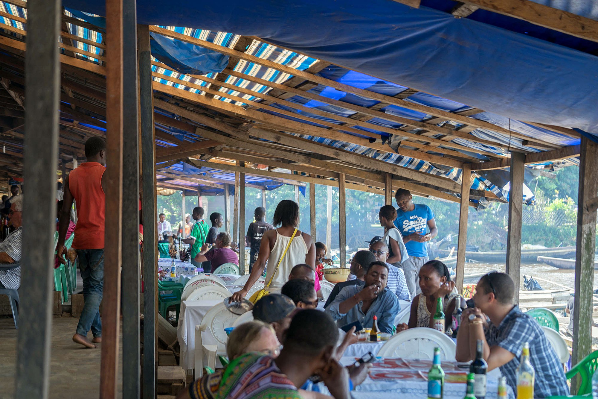 Am Fischmarkt von Kribi