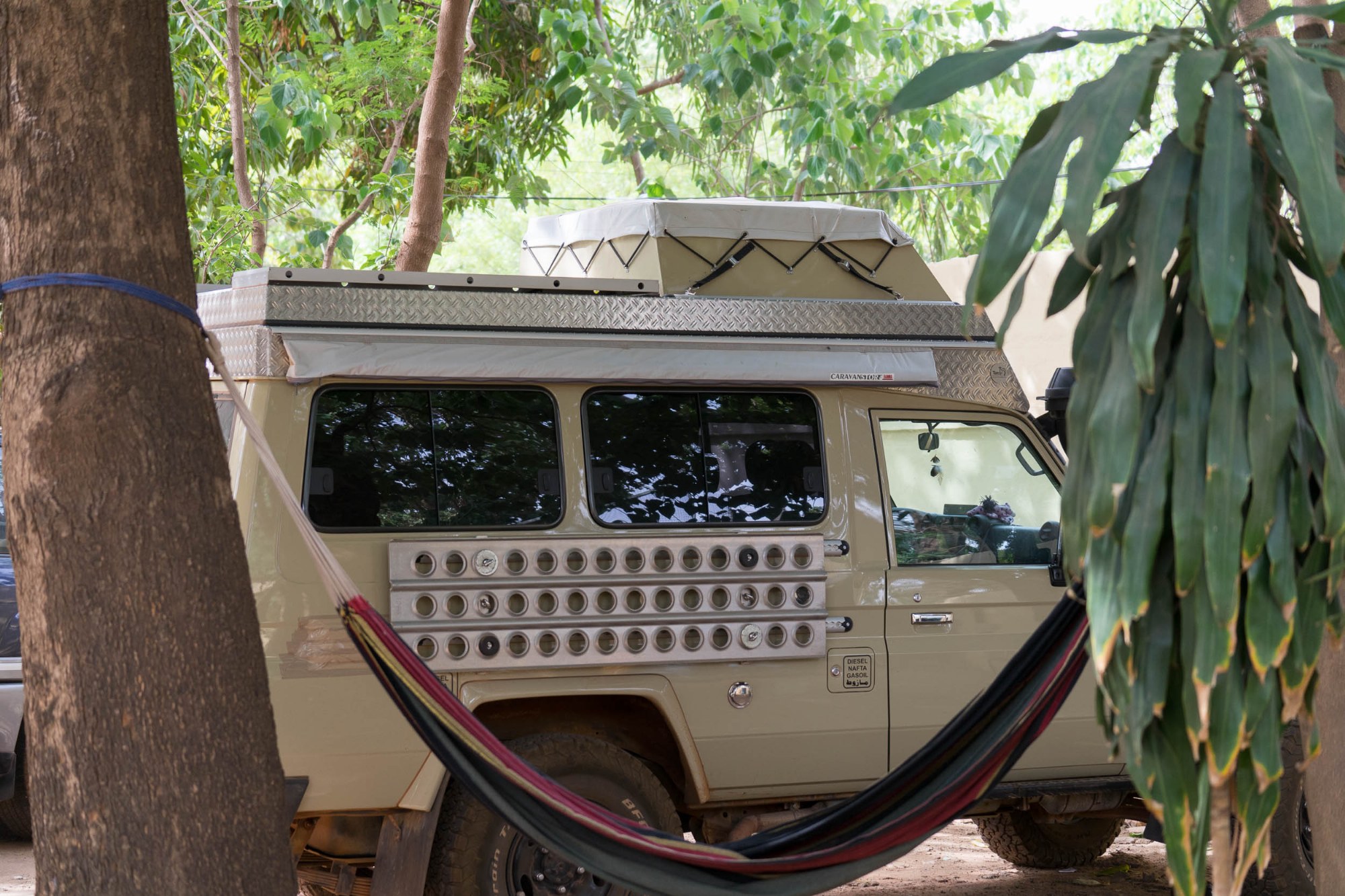 Das Buschtaxi im Sleeping Camel